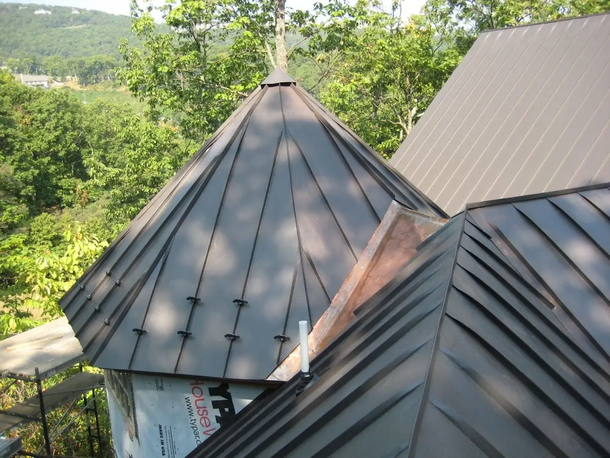 Professional Gutter Cleaning by Craftsman Roofing in Stonegate Village